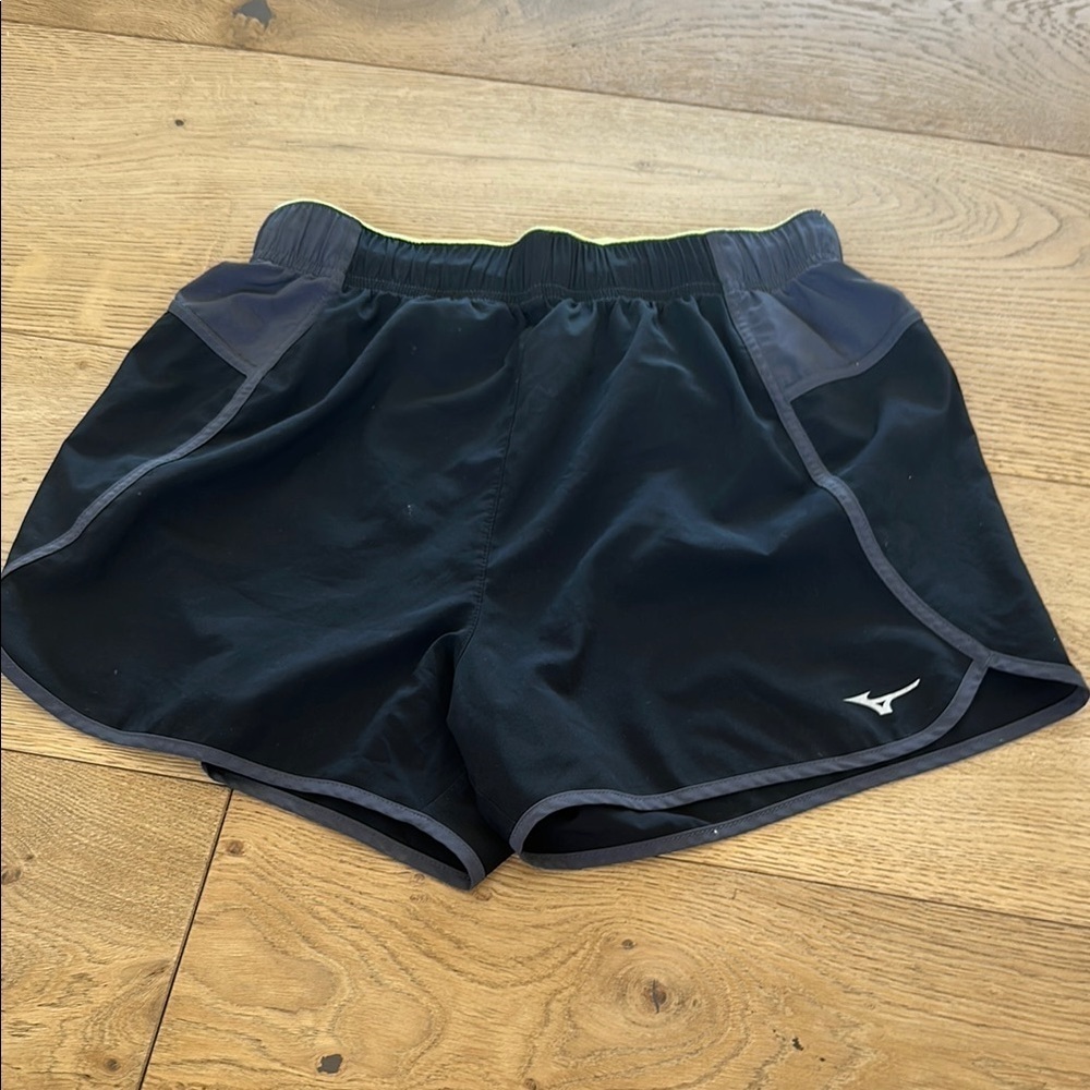 Mizuno Black Athletic Shorts volleyball women’s XS